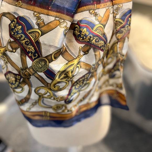 Italian made :equestrian style scarf. Very pretty: blues and golds 62” Lx14” w - Picture 9 of 10
